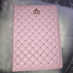 IPad Pro 10.5 Pink Quilted Case With Gold Crown